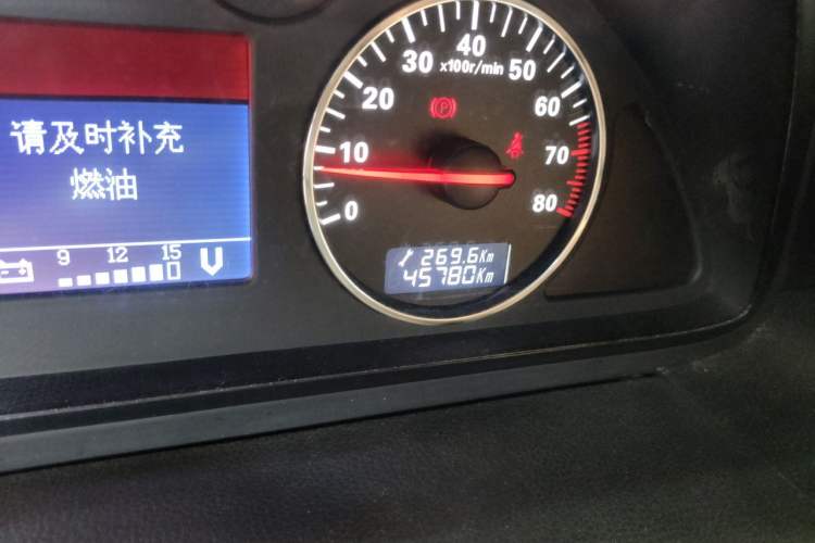 Used Riich G6 2011 2.0T Automatic Luxury Edition Odometer Close Up