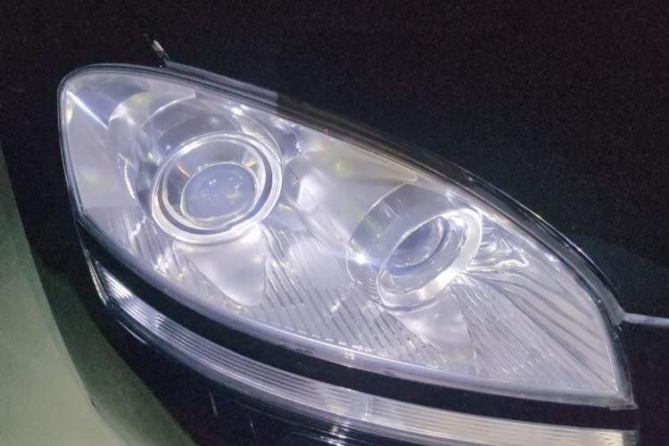 Used Riich G6 2011 2.0T Automatic Luxury Edition Right Front Headlight