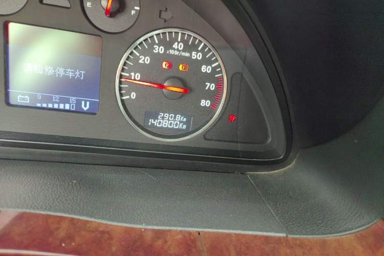 Used Riich G6 2011 2.0T Automatic Luxury Edition Odometer Close Up