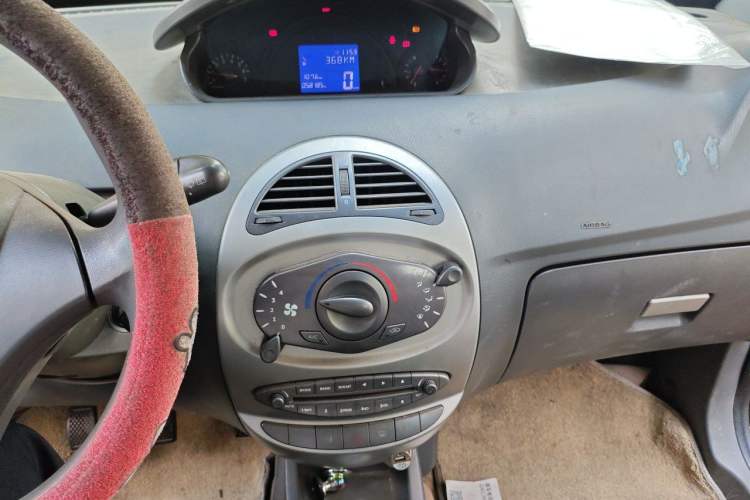 Used Riich M1 2011 1.0L Manual Luxury Model Audio And AC Panel