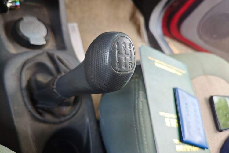 Used Riich M1 2011 1.0L Manual Luxury Model Gear Lever