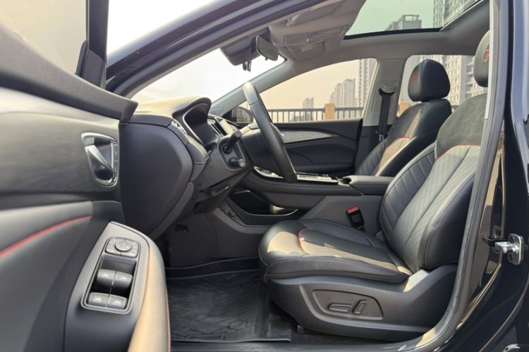Used Rising ER6 2021 New Dynamic Edition 520km Smart Leading Version Interior 4