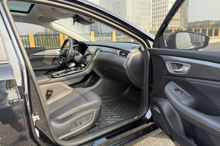 Used Rising ER6 2021 New Dynamic Edition 520km Smart Leading Version Interior 6