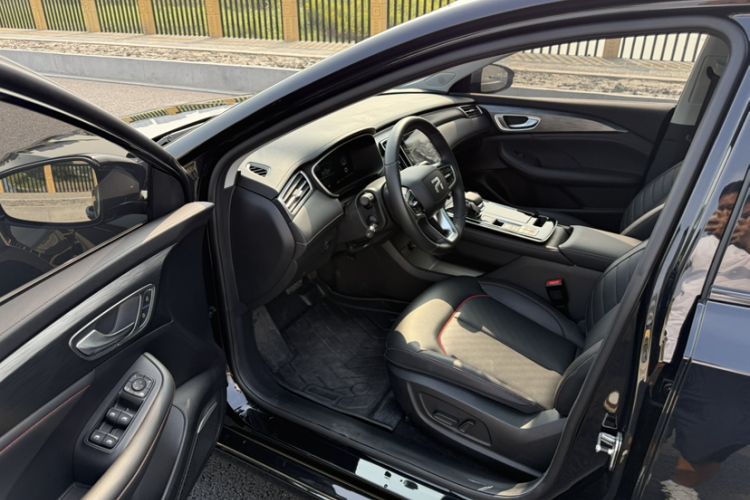 Used Rising ER6 2021 New Dynamic Edition 520km Smart Leading Version Left Front Seat
