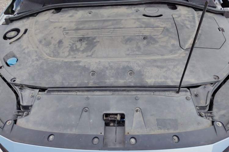 Used Rising ER6 2020 620 km Smart Edition Engine Bay