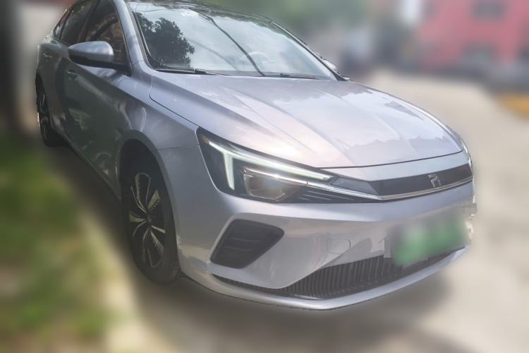 Used Rising ER6 2020 620 km Smart Drive Version Front Right 45 Deg