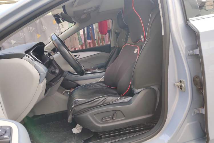 Used Rising ER6 2020 620 km Smart Drive Version Left Front Seat
