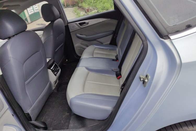 Used Rising ER6 2020 620 km Smart Edition Left Rear Seat