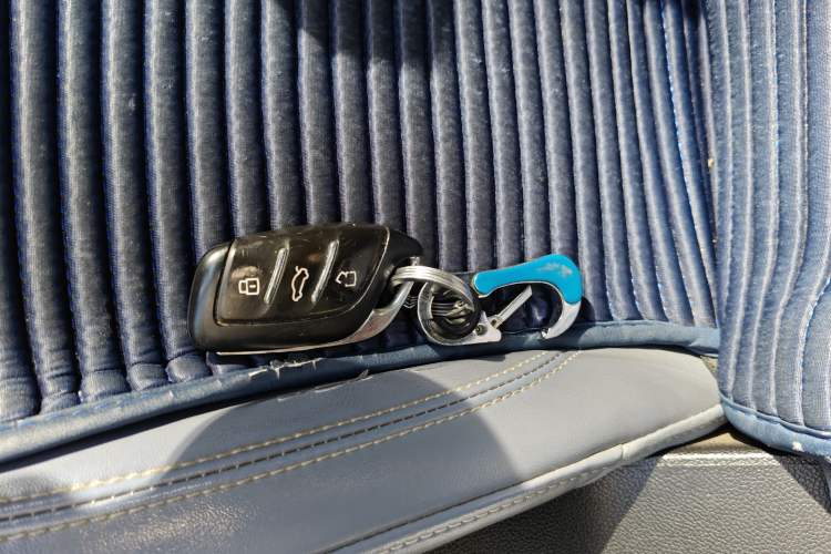 Used Rising ER6 2020 620 km Smart Drive Version Vehicle Key