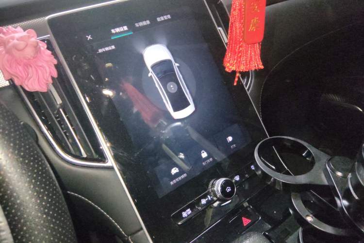 Used Rising ER6 2020 620 km Smart Drive Version Audio And AC Panel