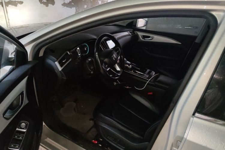 Used Rising ER6 2020 620 km Smart Edition Driver Seat