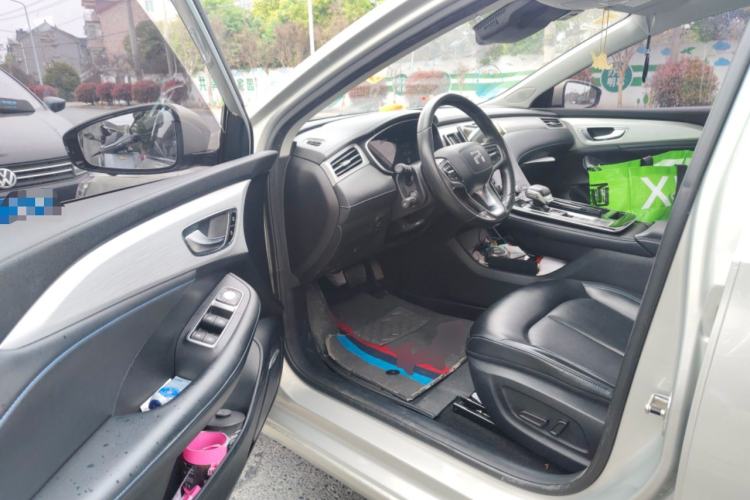 Used Rising ER6 2020 620 km Smart Edition Driver Seat