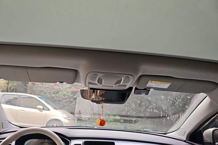 Used Rising ER6 2020 620 km Smart Edition Headliner