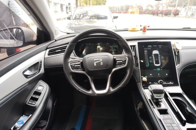 Used Rising ER6 2020 620 km Smart Edition Steering Wheel