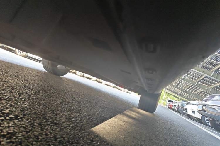Used Rising ER6 2020 620 km Smart Drive Version Chassis Front Left