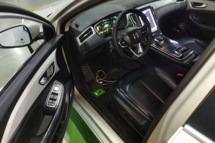Used Rising ER6 2020 620 km Smart Edition Driver Seat