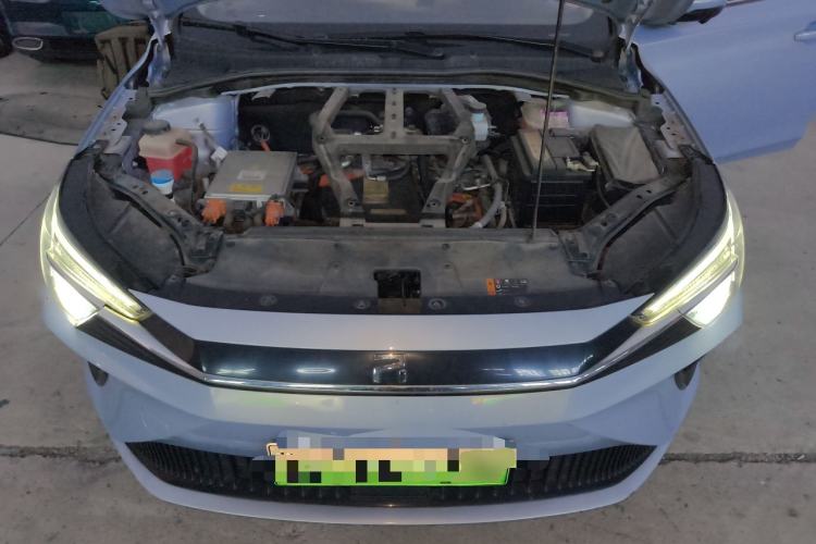 Used Rising ER6 2020 620 km Smart Drive Version Engine Bay