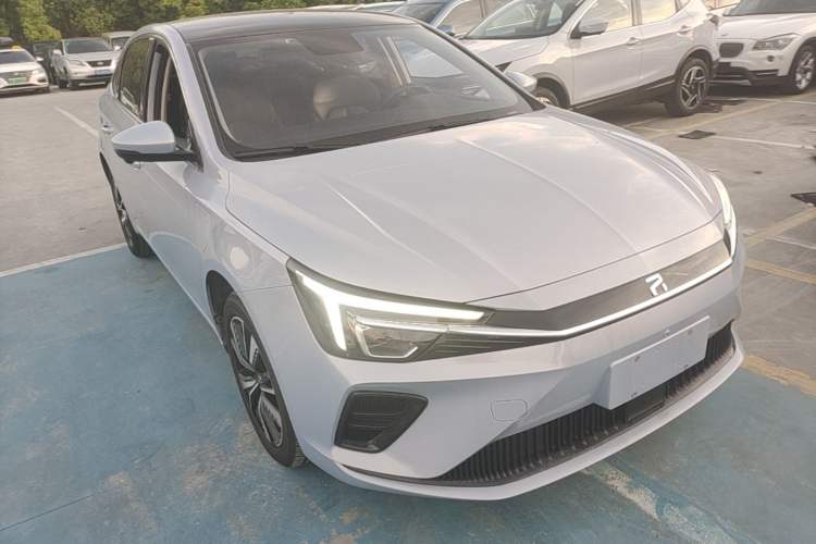 Used Rising ER6 2020 620 km Smart Edition Exterior 1