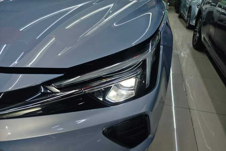 Used Rising ER6 2020 620 km Smart Edition Left Front Headlight