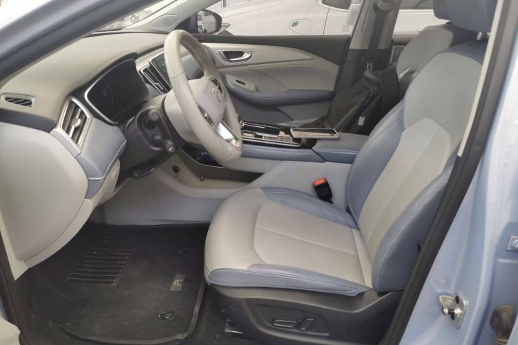 Used Rising ER6 2020 620 km Smart Edition Left Front Seat