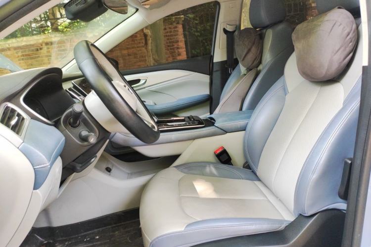 Used Rising ER6 2020 620 km Smart Edition Left Front Seat