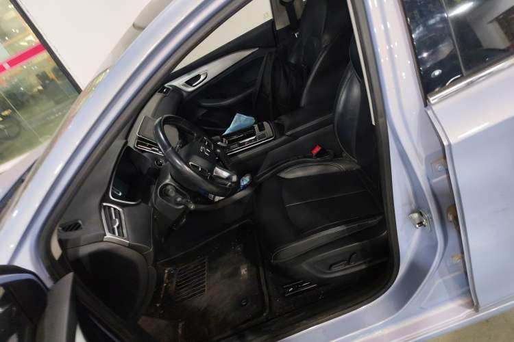 Used Rising ER6 2020 620 km Smart Drive Version Left Front Seat