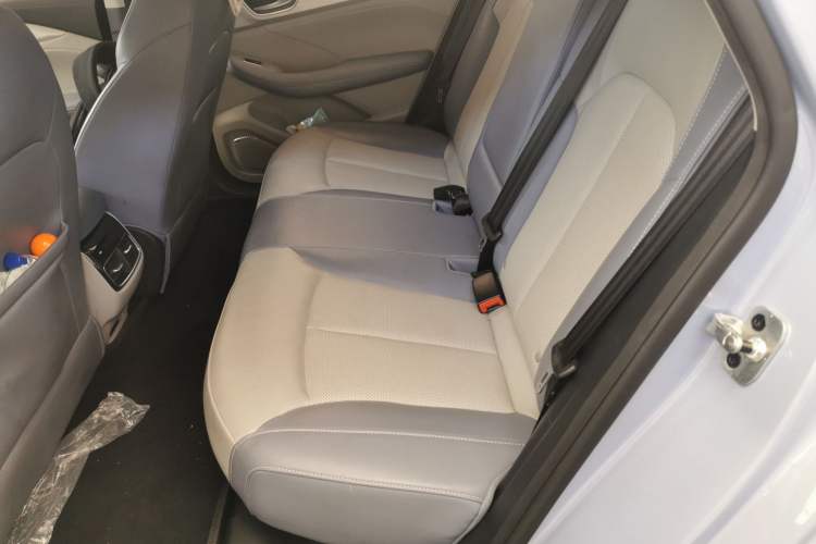 Used Rising ER6 2020 620 km Smart Edition Left Rear Seat