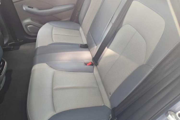 Used Rising ER6 2020 620 km Smart Drive Version Left Rear Seat