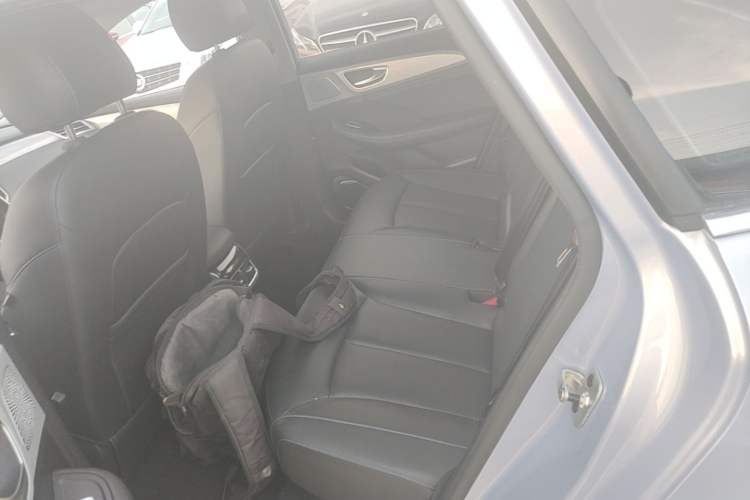 Used Rising ER6 2020 620 km Smart Edition Left Rear Seat