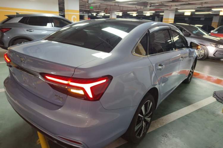 Used Rising ER6 2020 620 km Smart Edition Rear Right 45 Deg