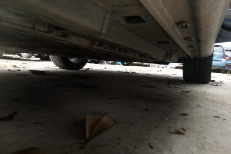 Used Rising ER6 2020 620 km Smart Edition Right Side Sill