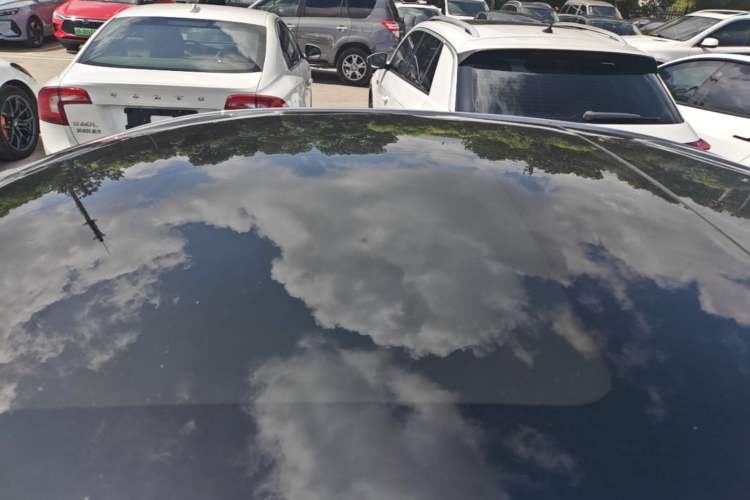 Used Rising ER6 2020 620 km Smart Edition Roof