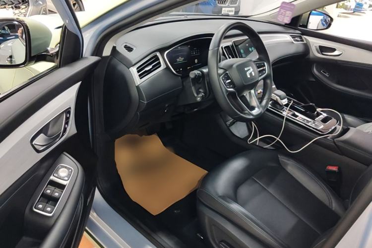 Used Rising ER6 2020 620 km Smart Edition Driver Seat