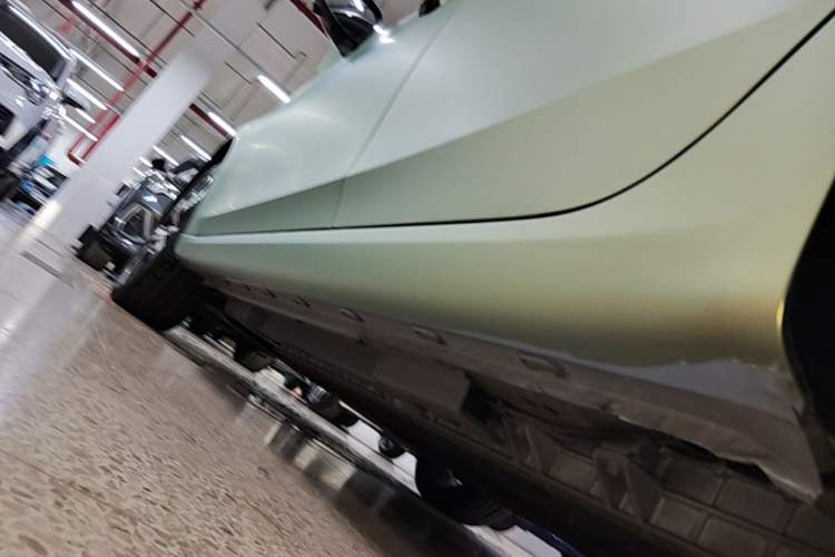 Used Rising ER6 2020 620 km Smart Edition Left Side Sill