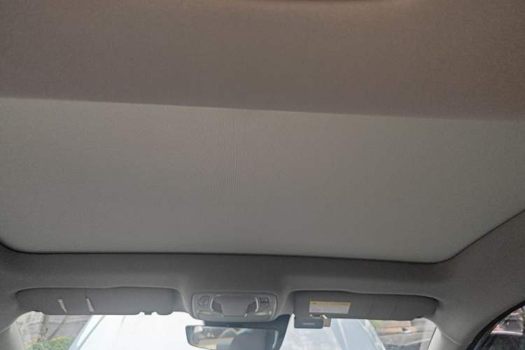 Used Rising ER6 2020 620 km Smart Edition Headliner