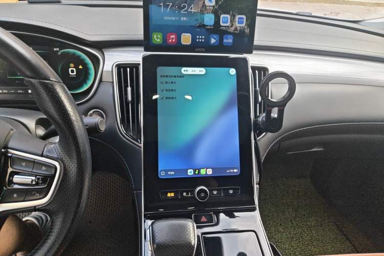 Used Rising ER6 2020 620 km Smart Edition Audio And AC Panel
