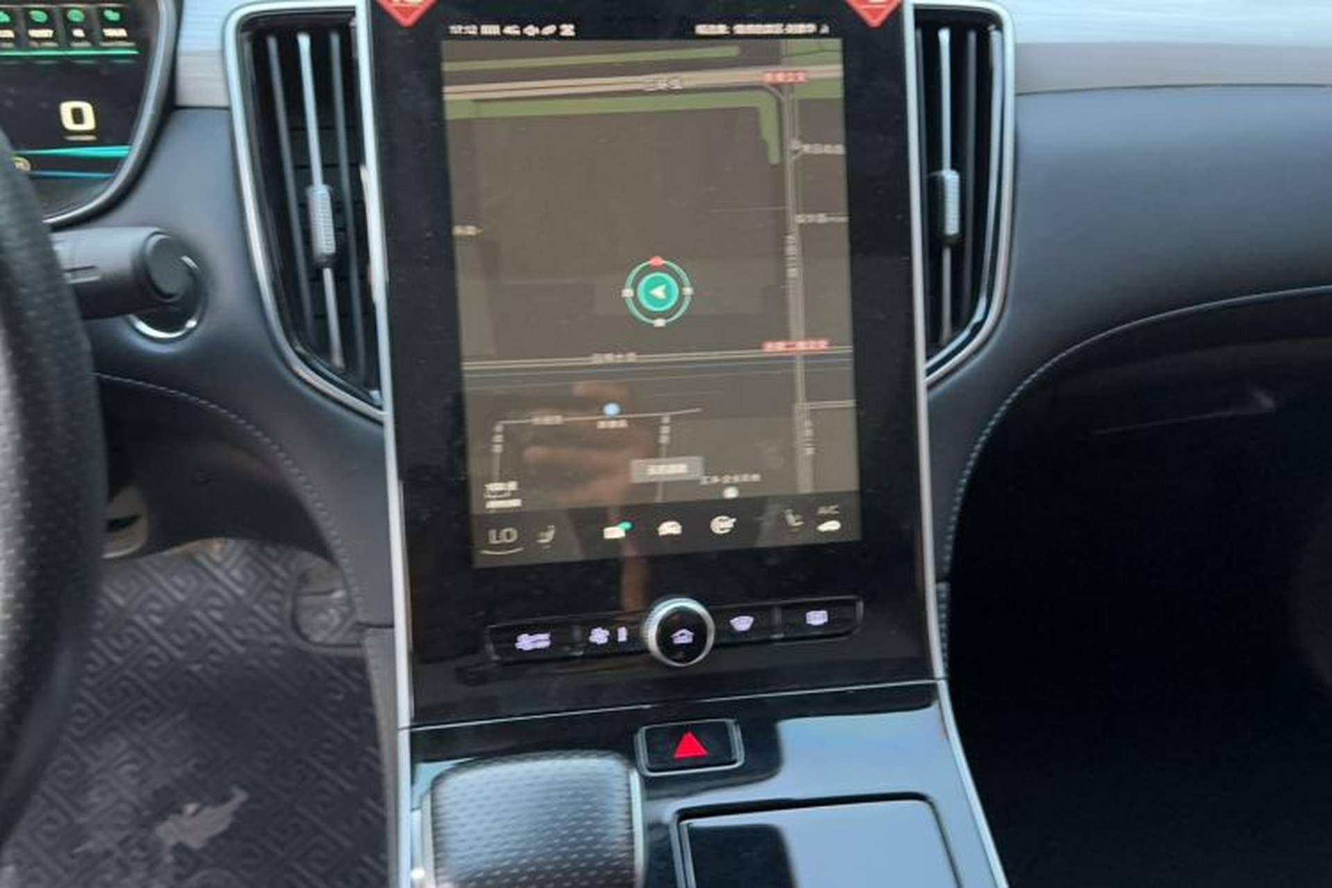 Used Rising ER6 2020 620 km Smart Edition Audio And AC Panel