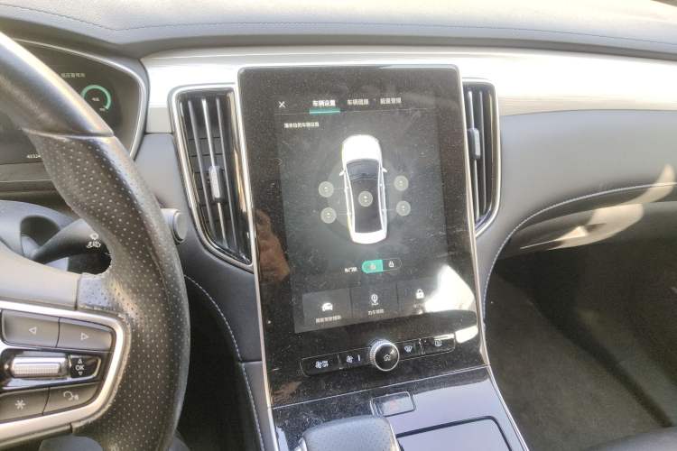 Used Rising ER6 2020 620 km Smart Edition Audio And AC Panel
