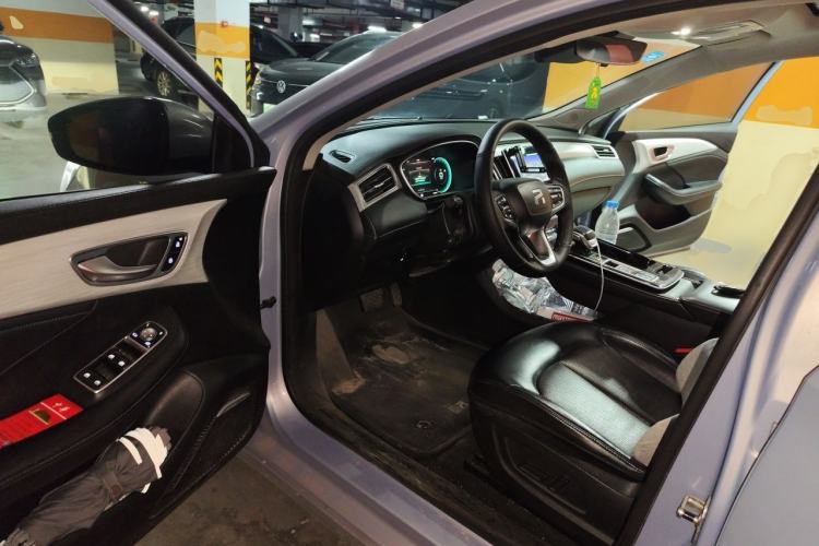 Used Rising ER6 2020 620 km Smart Edition Driver Seat