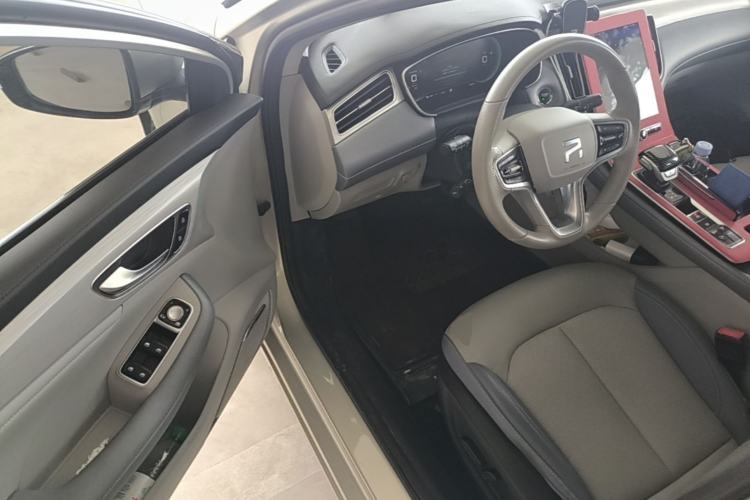 Used Rising ER6 2020 620 km Smart Edition Driver Seat
