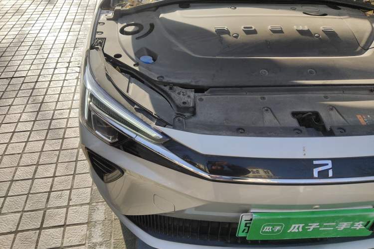 Used Rising ER6 2020 620 km Smart Edition Engine Bay Right