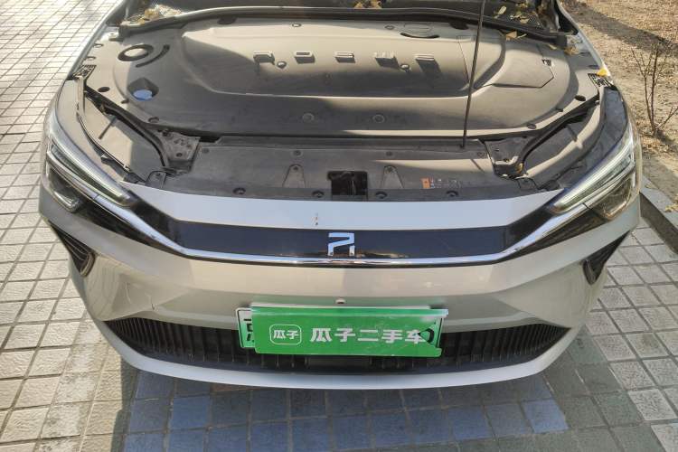 Used Rising ER6 2020 620 km Smart Edition Engine Bay