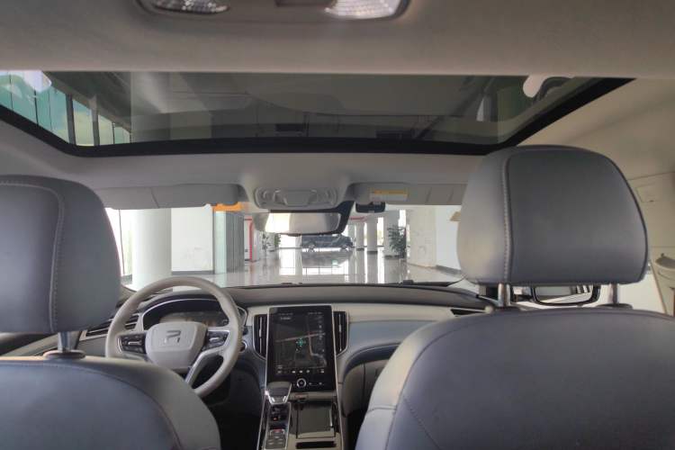 Used Rising ER6 2020 620 km Smart Edition Headliner