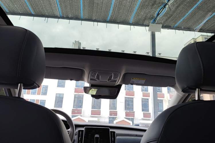 Used Rising ER6 2020 620 km Smart Edition Headliner