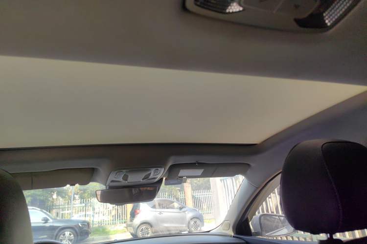 Used Rising ER6 2020 620 km Smart Edition Headliner