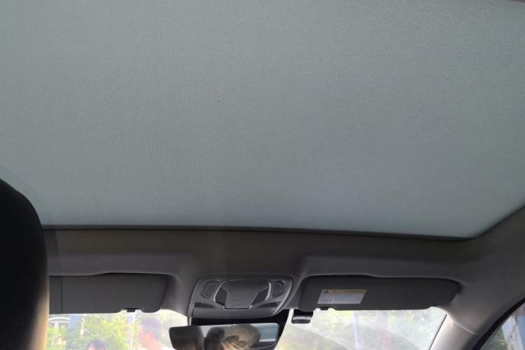 Used Rising ER6 2020 620 km Smart Edition Headliner