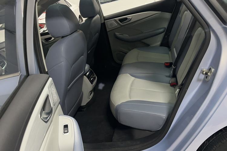 Used Rising ER6 2020 620 km Smart Edition Interior 1