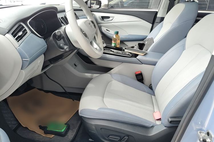 Used Rising ER6 2020 620 km Smart Edition Left Front Seat