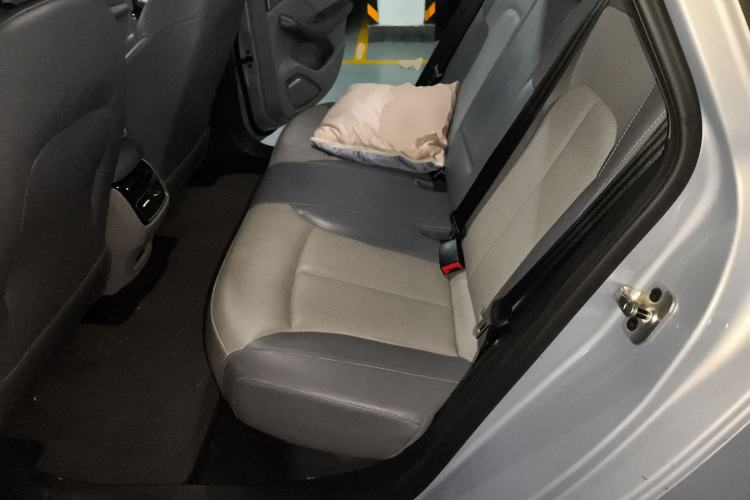 Used Rising ER6 2020 620 km Smart Drive Version Left Rear Seat
