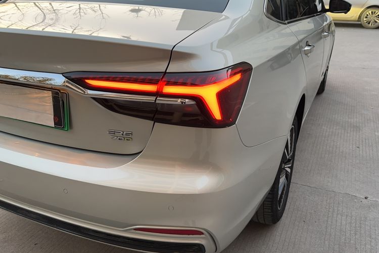 Used Rising ER6 2020 620 km Smart Edition Right Rear Taillight